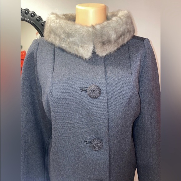 EUC cape thick very hot in gray size L in excellent conditions - Picture 2 of 12